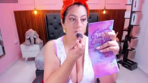 Snapshot of meylagia chatting on November 2025 03:05:01 AM meylagia online show from November 2025 03:05:01 AM