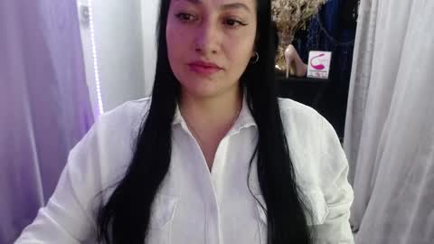 Snapshot of mhialorens chatting on May 2026 12:06:02 AM LorenWelcome my rooomLovense is active my orgasms in your handsGive me more pleasure a PVT is open PVT online show from May 2026 12:06:02 AM
