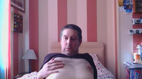 Snapshot of mhunk123 chatting on September 2025 03:17:02 PM mhunk123 online show from September 2025 03:17:02 PM