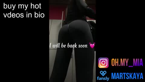 Mia Martskaya online show from September 2025 09:32:02 AM