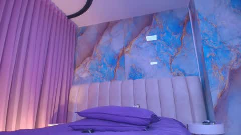 Emi online show from March 2026 07:42:02 PM