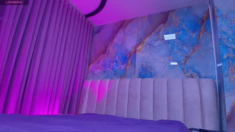 Emi online show from March 2026 07:15:02 PM