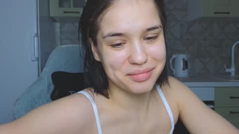 Mia online show from February 2025 10:09:02 PM