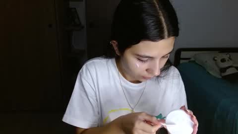 Mia online show from February 2026 04:27:02 AM