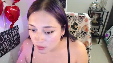 mia online show from February 2025 01:03:02 AM