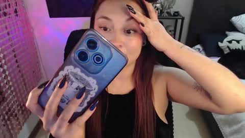 mia online show from September 2025 01:28:01 AM