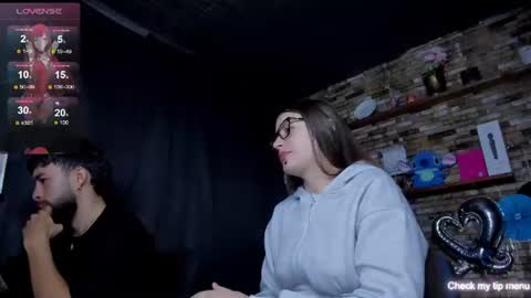 Snapshot of mia_and_vincentt chatting on June 2026 06:54:02 AM Mia and vincentt model indepent online show from June 2026 06:54:02 AM