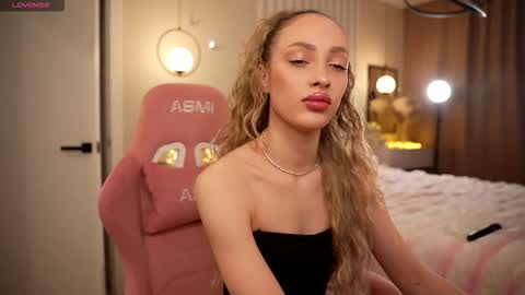 Just call me Kitty online show from March 2026 03:31:01 AM