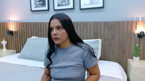 Mia Bellefort online show from February 2026 08:58:01 PM