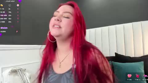 Snapshot of mia_blumm_ chatting on July 2026 04:11:01 PM Mia online show from July 2026 04:11:01 PM