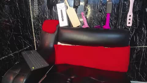 mia Independent model Thanks to everyone for your support online show from March 2025 12:00:01 AM