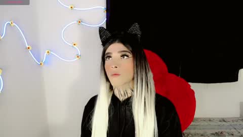 Snapshot of mia_califa_01 chatting on May 2026 04:19:01 AM mia califa online show from May 2026 04:19:01 AM
