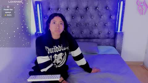 mia_cavallii online show from February 2026 12:13:02 PM