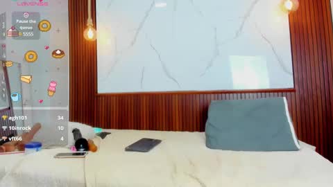 Mia Conde online show from March 2025 01:03:02 PM