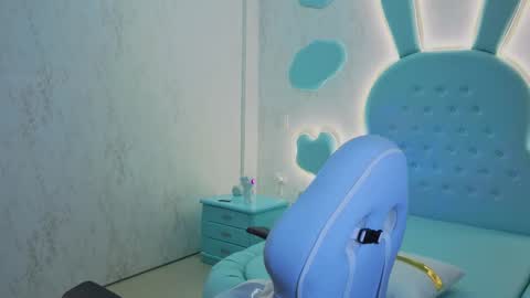 Snapshot of mia_cuttee chatting on October 2025 03:29:02 AM Mia Cuttee online show from October 2025 03:29:02 AM