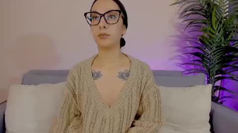 Snapshot of mia_daniellshot chatting on June 2026 01:35:01 PM Sarah Luna online show from June 2026 01:35:01 PM