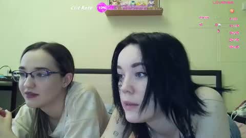 Snapshot of mia_ellis_ chatting on June 2026 10:51:01 AM Mia and Jenny online show from June 2026 10:51:01 AM