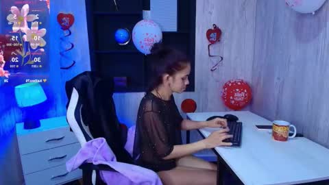 mia_esposito2 online show from September 2025 10:15:01 AM