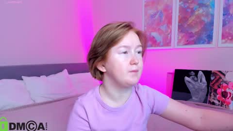 Mia online show from October 2025 02:17:02 AM