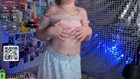 Mia online show from March 2026 03:39:02 AM