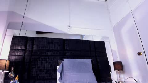 MIA online show from February 2025 10:09:01 PM