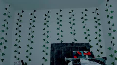 MIA online show from September 2025 10:47:01 PM