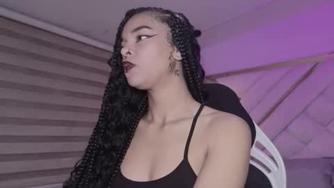 Mia online show from February 2026 03:03:02 AM