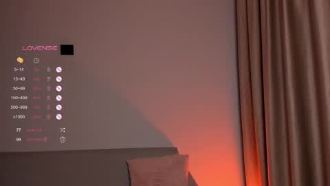 Mia online show from March 2025 05:53:01 AM