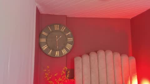 Val  online show from February 2026 07:20:01 PM