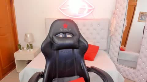    online show from January 2025 12:56:01 PM