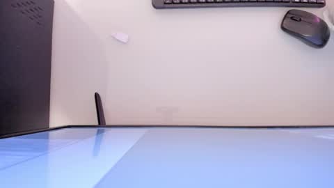    online show from November 2025 12:18:02 PM