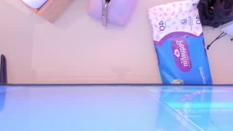    online show from November 2025 12:19:02 PM