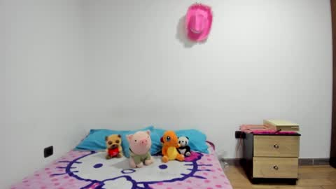 mia kaneee online show from December 2024 03:45:02 AM