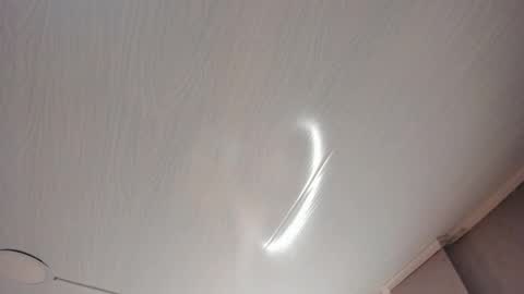 Mia online show from October 2025 02:58:02 AM