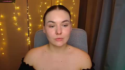 mia_lemm online show from October 2025 10:12:02 AM