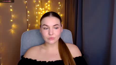 mia_lemm online show from October 2025 07:19:02 AM
