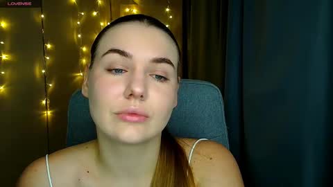 mia_lemm online show from October 2025 06:34:01 AM