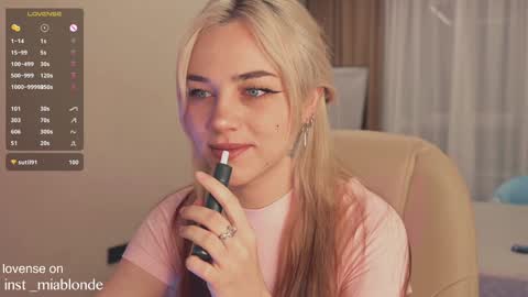 mia_milagros online show from January 2025 03:19:01 AM