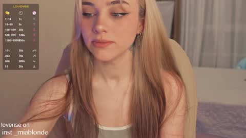 mia_milagros online show from January 2025 03:26:01 AM