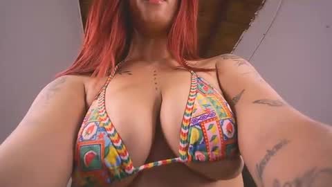 mia independent model online show from June 2026 03:27:01 PM
