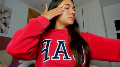 Mia Nevaeh - follow me online show from January 2025 08:27:01 PM