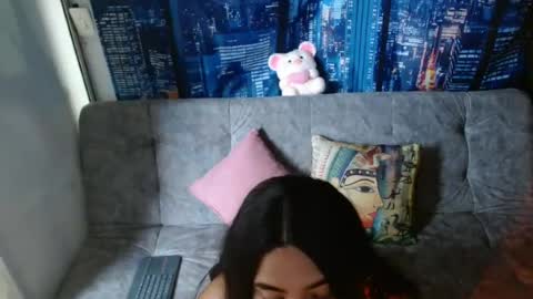 Snapshot of mia_peyton chatting on June 2026 03:58:02 PM Mia online show from June 2026 03:58:02 PM