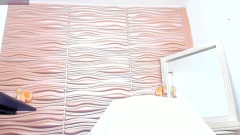 Mariana online show from January 2025 12:48:02 AM