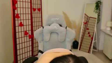 Mia online show from February 2026 03:26:02 PM