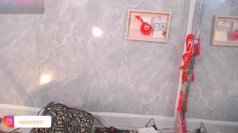 mia reys online show from February 2026 12:34:02 PM