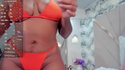 Snapshot of mia_rouxx1 chatting on April 2026 03:59:01 AM Mia online show from April 2026 03:59:01 AM