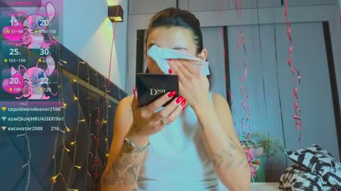 Mia online show from January 2025 12:06:02 PM