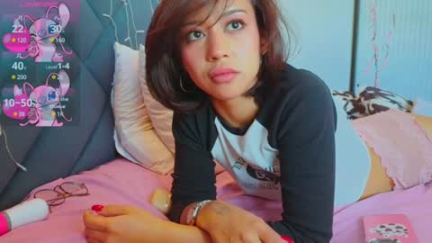 Mia online show from January 2025 10:11:01 AM