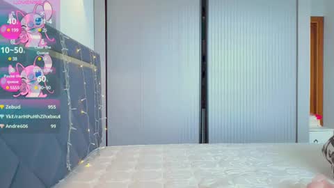 Mia online show from February 2025 09:25:02 AM