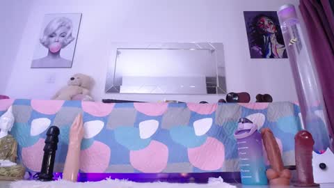 Snapshot of mia_starss chatting on January 2025 04:12:02 AM Mia online show from January 2025 04:12:02 AM